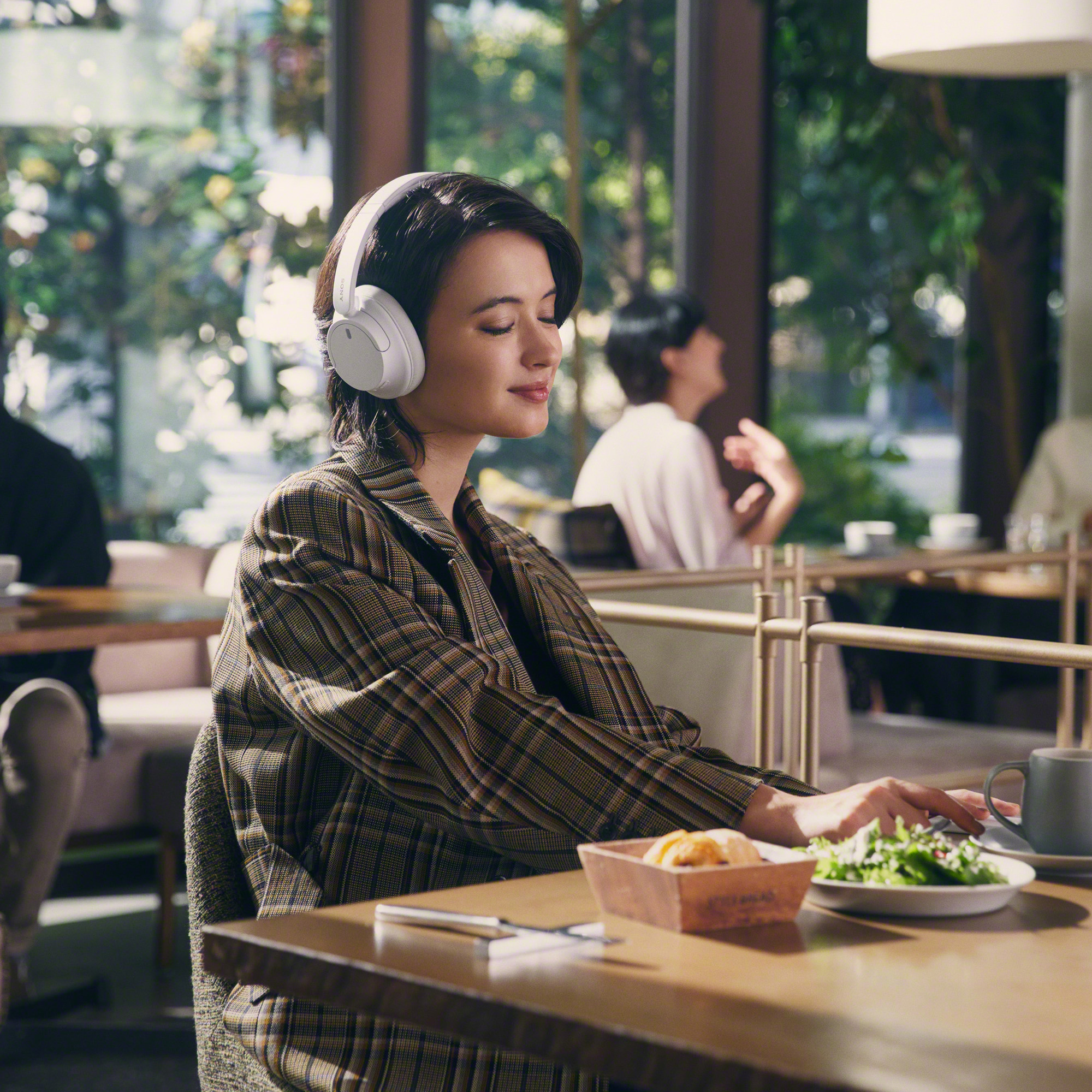 vn-11134208-7qukw-ljw3js1d6l8i37